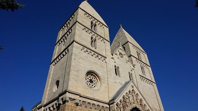 Jak snář může pomoci porozumět nevěře ve vztazích